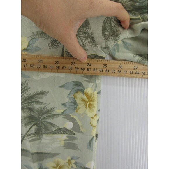 Tommy Bahama Shirt XL Silk Hawaiian Button Up Loop Collar Tropical - Picture 5 of 9
